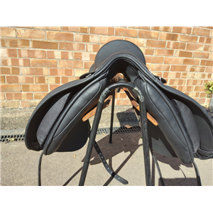 Ideal T&T Dressage Adjustable Saddle